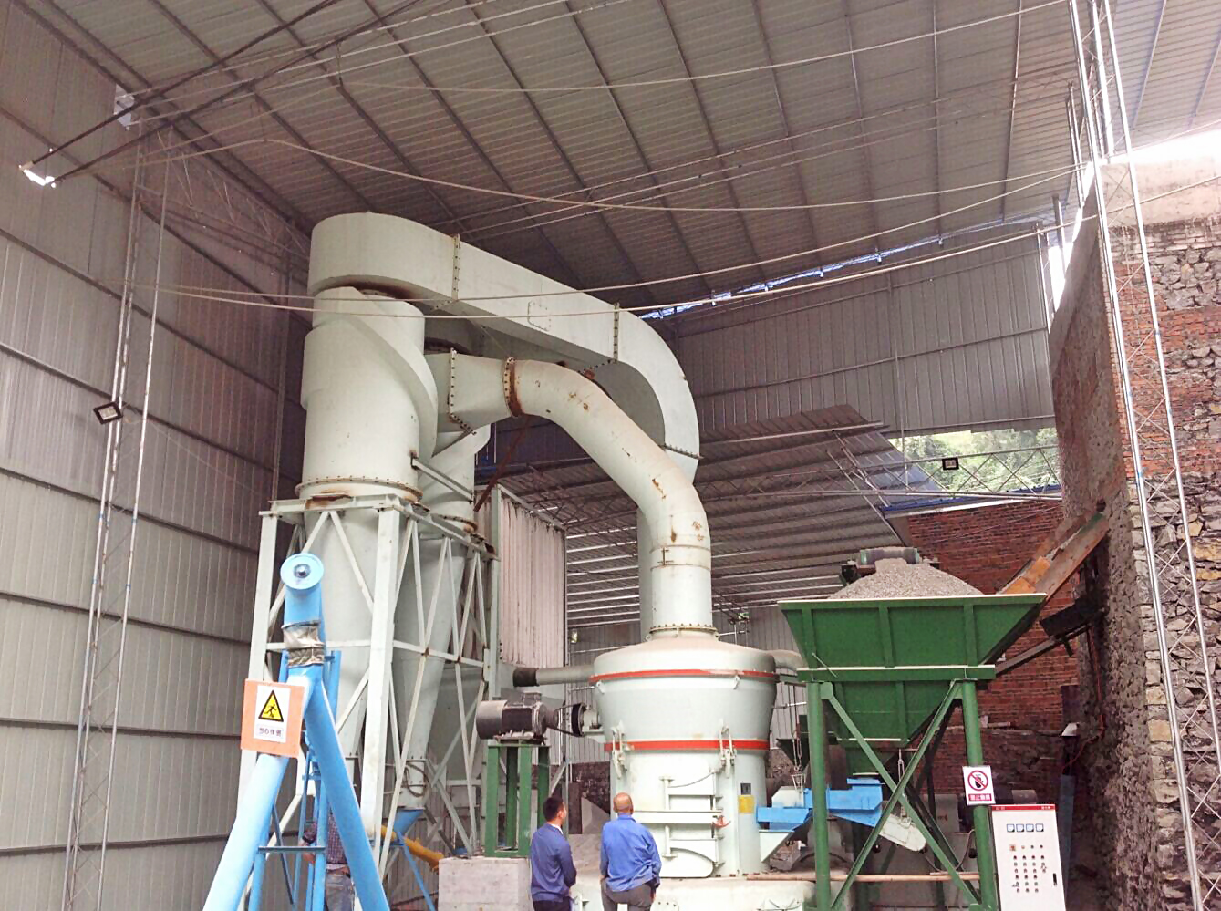 Raymond grinding mill
